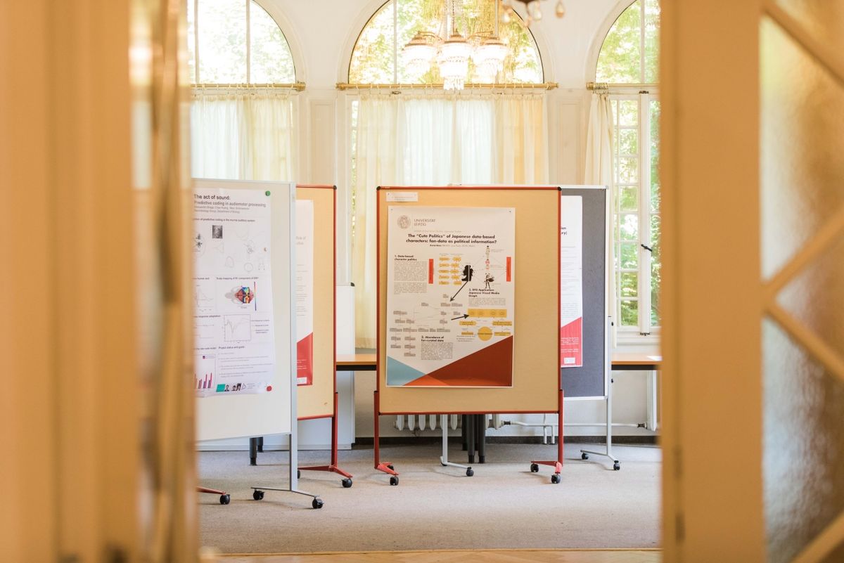 zur Vergrößerungsansicht des Bildes: Promovierende und Postdocs, die eine eigene Veranstaltung organisieren möchten, unterstützen wir gern. Foto: Christian Hüller